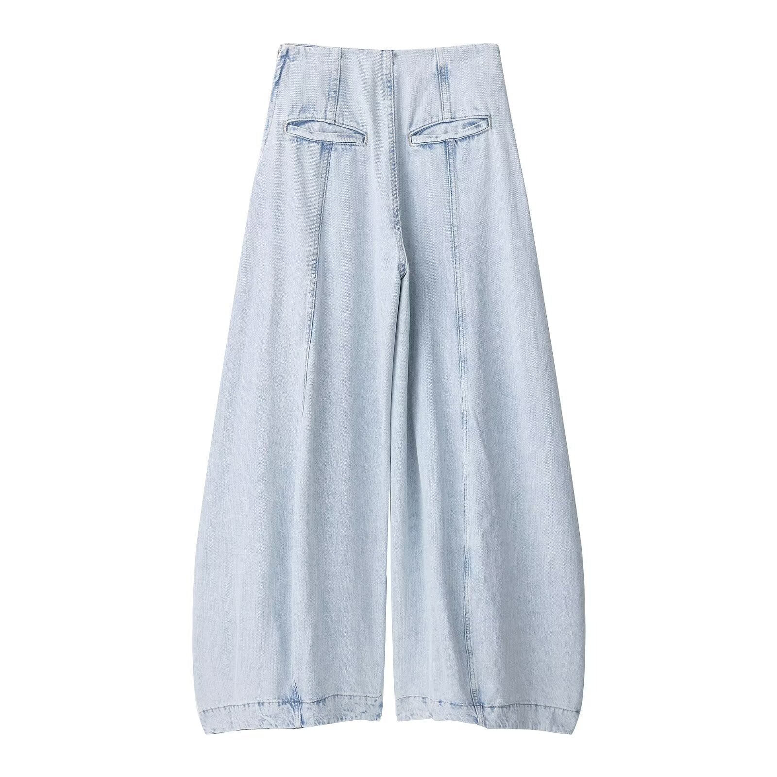 High waisted balloon shaped jeans